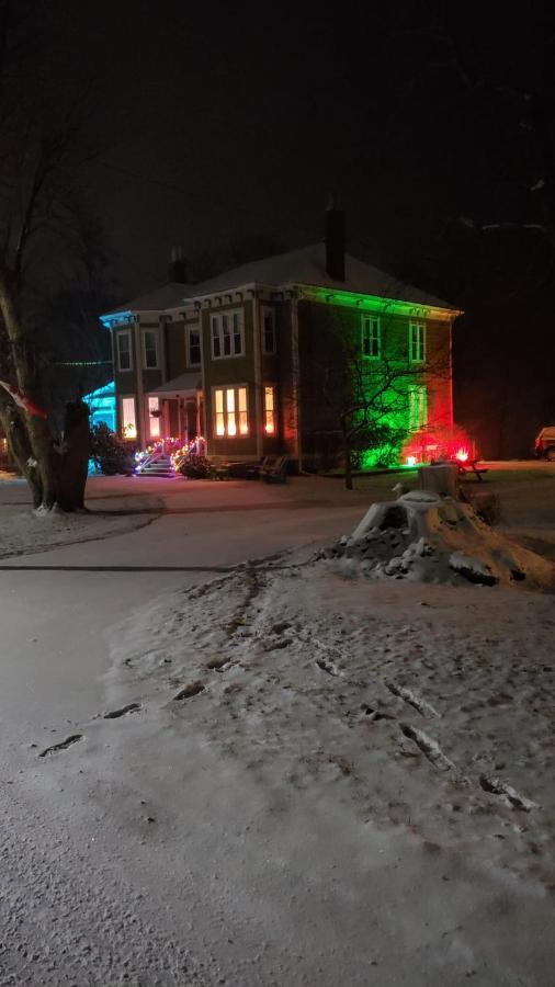The Lark & Loon Inn Annapolis Royal Extérieur photo